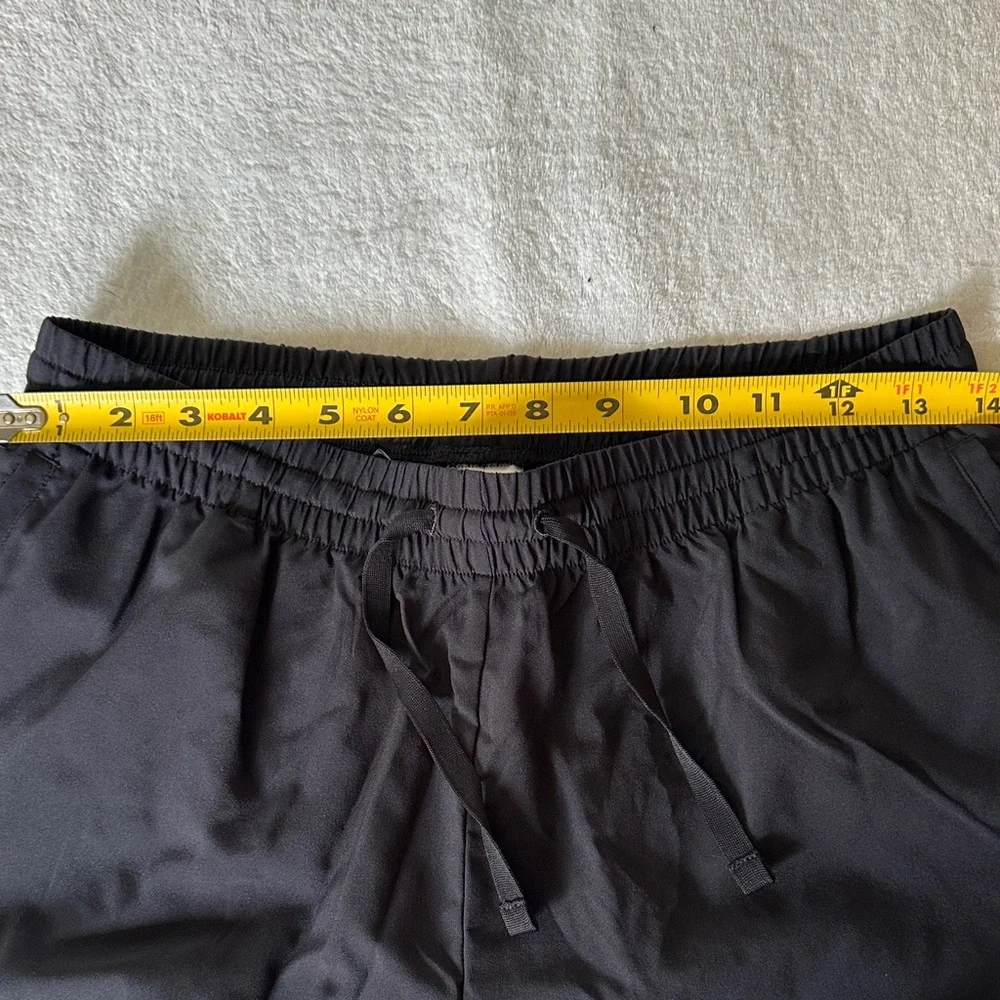 NWOT - Gymshark woman’s Black Athletic Shorts size small - Picture 6 of 12